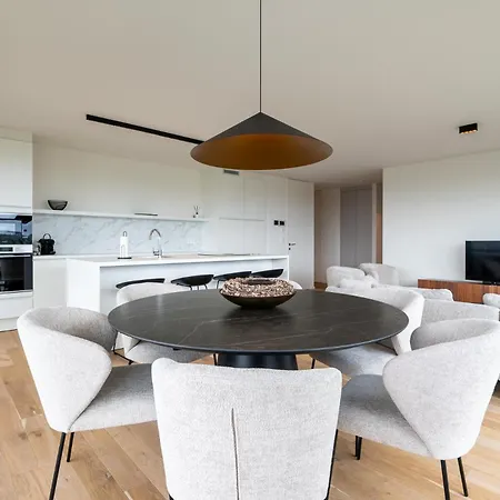 Appartement New On A Marvelous Location